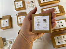Load image into Gallery viewer, New Beginnings - Rox Box - Crystals and Stones set kit: 12
